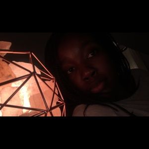 Meet your Posher, Julia